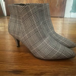 Vera want fall booties